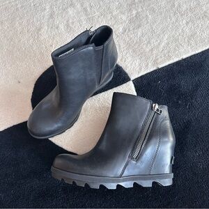 NEW IN BOX SOREL Joan Of Arctic™ Wedge II Zip Bootie